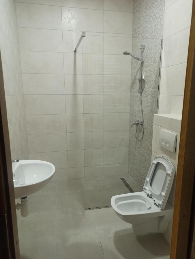 Hostel Lubin ลวีฟ ภายนอก รูปภาพ